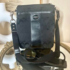 COACH BLACK LOGO CANVAS AND LEATHER CROSSBODY BAG WITH MAGNETIC CLOSURE